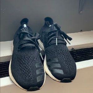 Uncaged Adidas ultraboost size 9